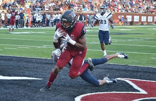 Demarius Hampton hauled in this 34 touchdown grab in the second quarter. Photo by C. Bitner