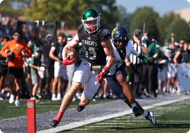 Bearcats roar past Bronchos, 38-16