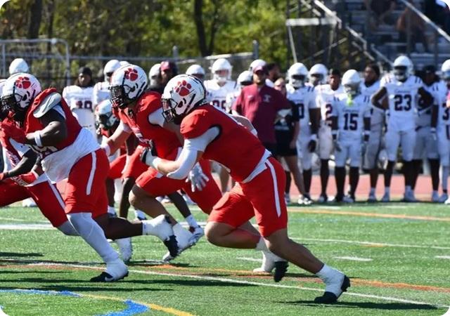 Bobcats Dominant in Homecoming Win