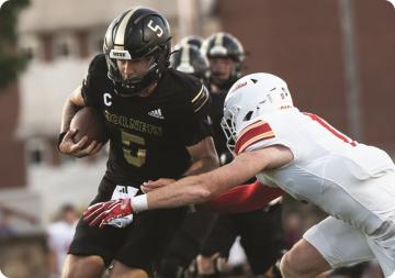 Emporia State Wins 21-10 at Pitt State