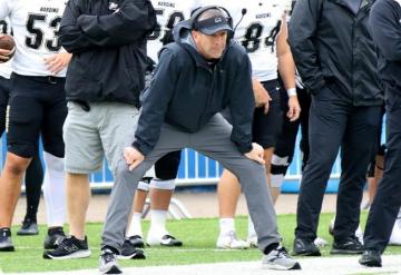 Harding seeking first-ever championship berth