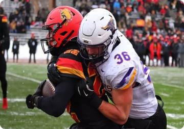 Mavericks Playoff Run Ends at No. 1 Ferris State