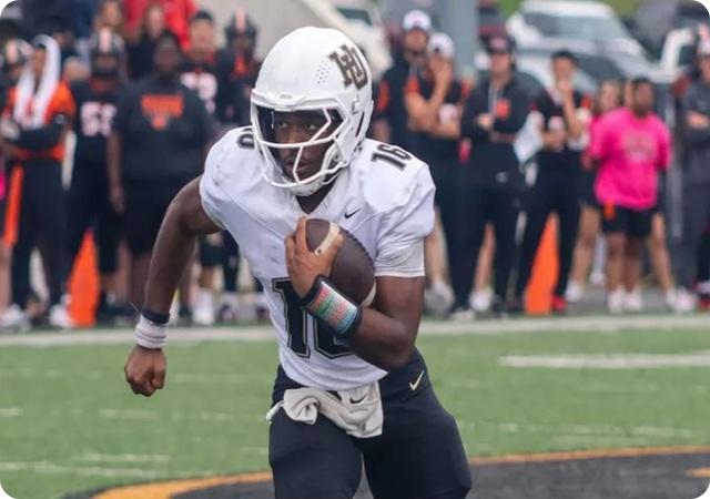 No. 2 Harding Pulls Away from East Central, 42-21